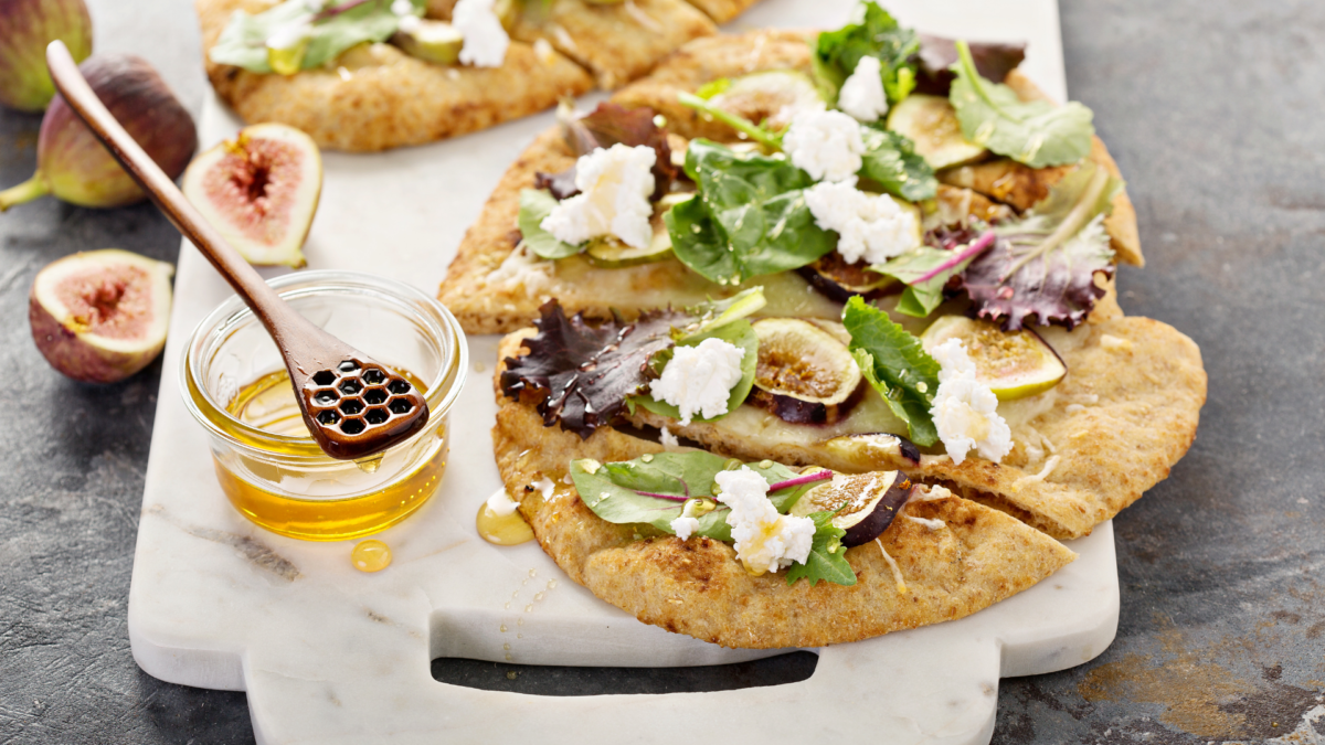 Fig & Goat Cheese Flatbread - Homemade Cooking